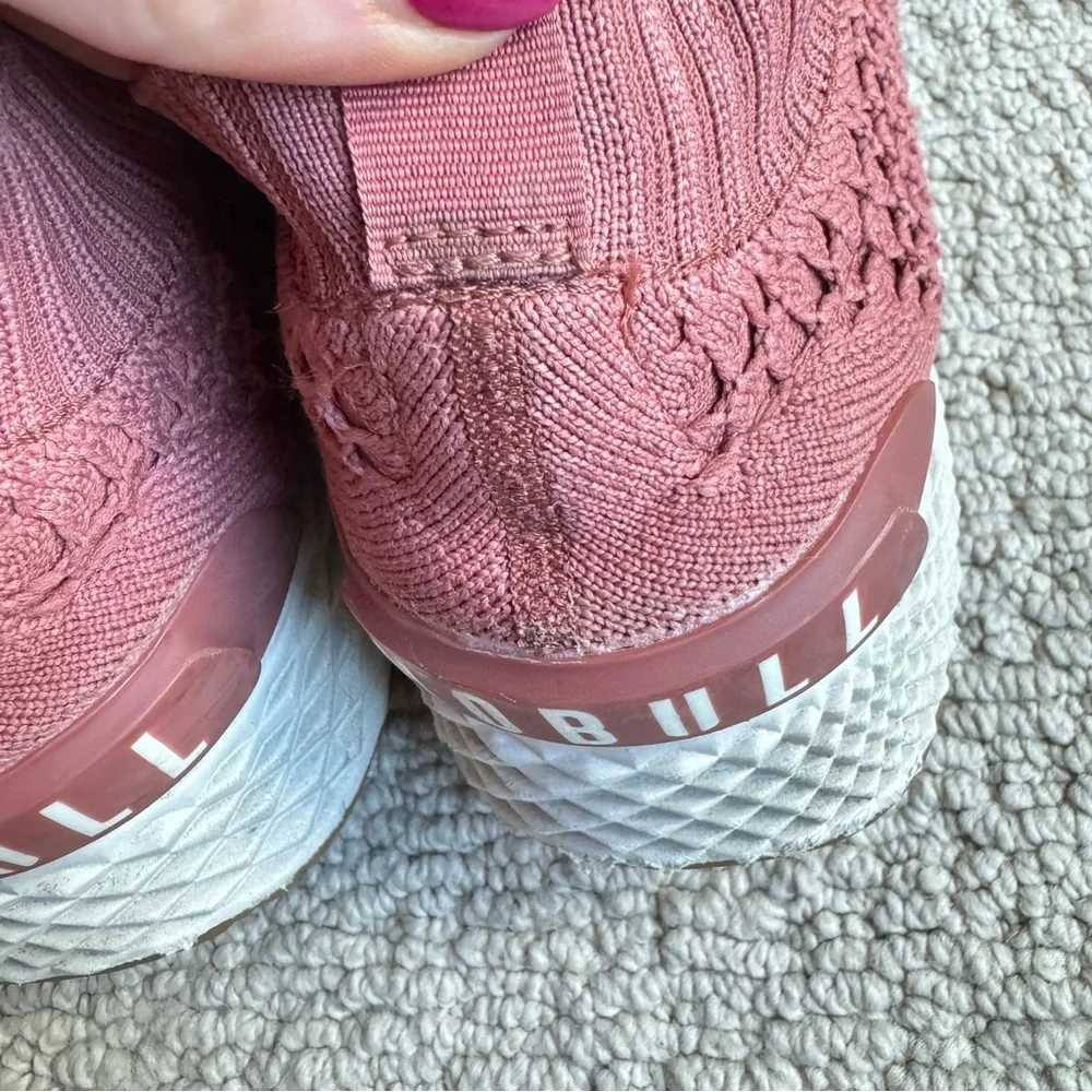 NOBULL diamond knit runner in “redwood”